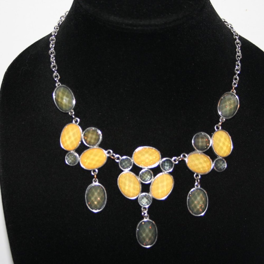 Beautiful silver, gray and yellow bib style statement necklace 16-19"